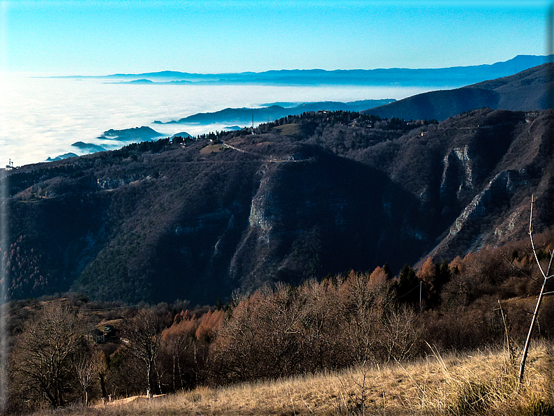 foto Pedemontana Veneta nella nebbia